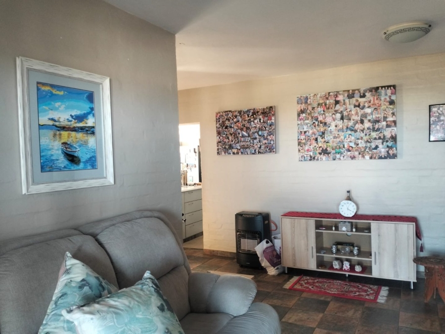 To Let 3 Bedroom Property for Rent in Tergniet Western Cape